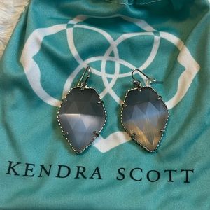 Kendra Scott Corley Earrings (silver/slate cat’s eye stone)